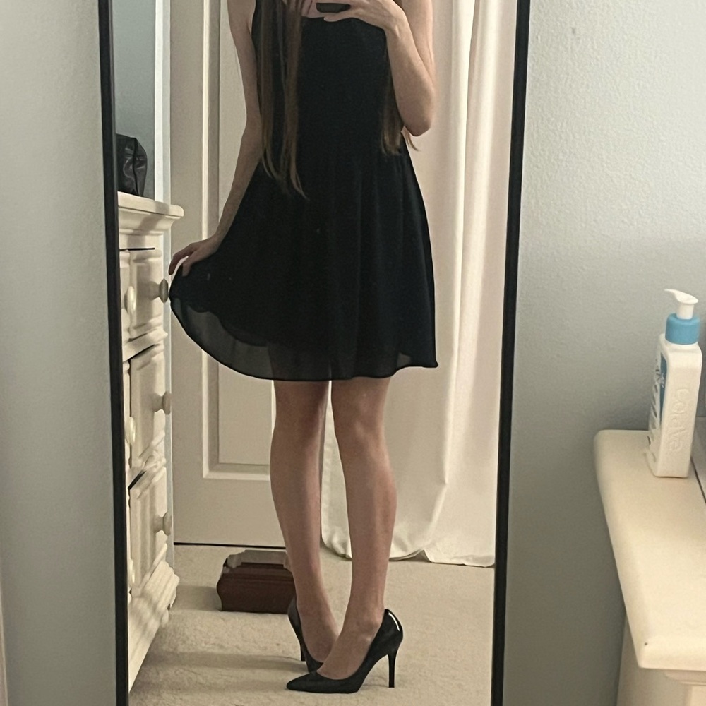 Elegant Navy Blue Sleeveless Dress